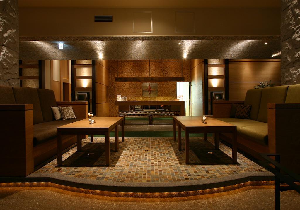 Hotel Coco Grand Takaszaki Kültér fotó