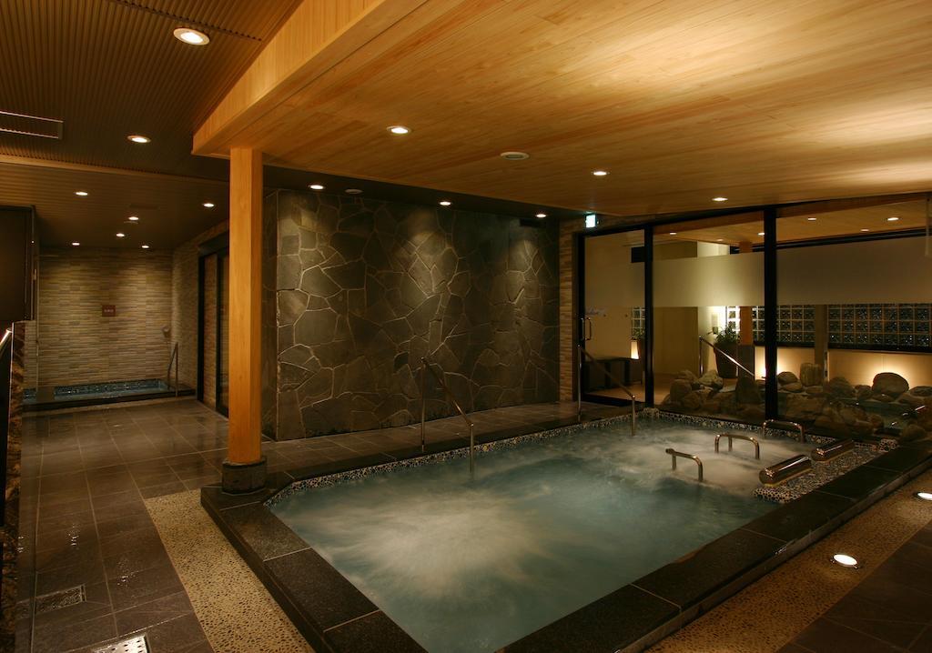 Hotel Coco Grand Takaszaki Kültér fotó