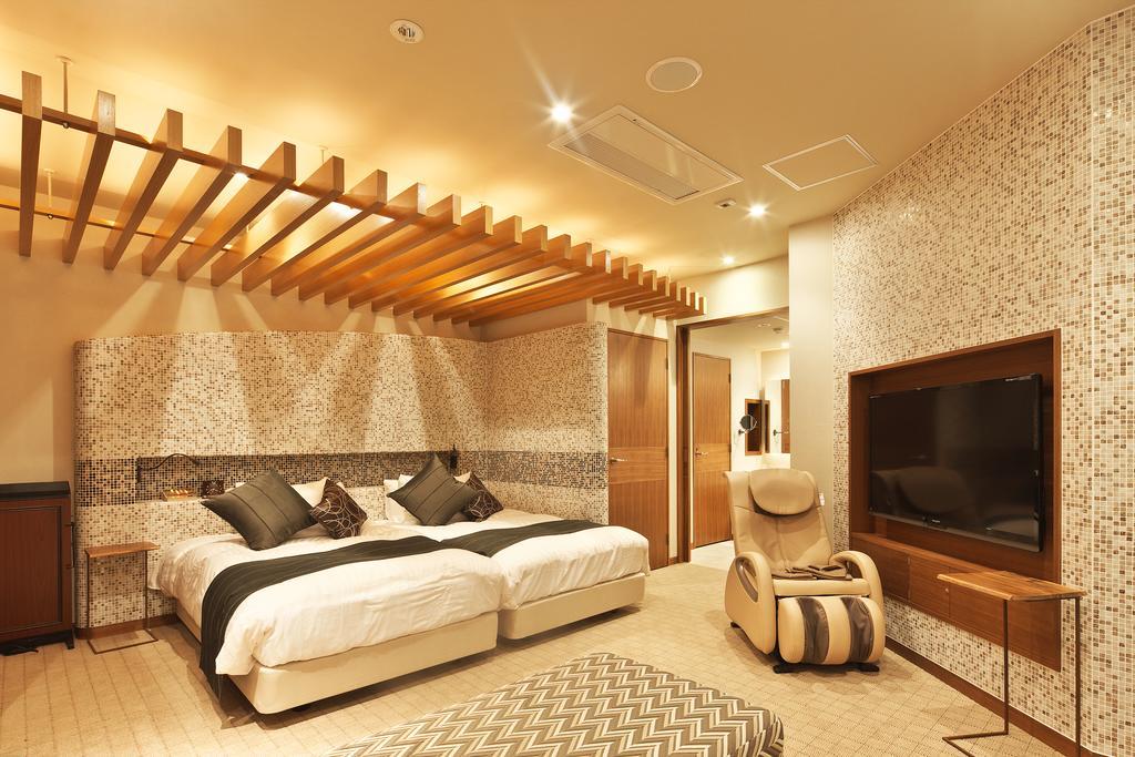 Hotel Coco Grand Takaszaki Kültér fotó