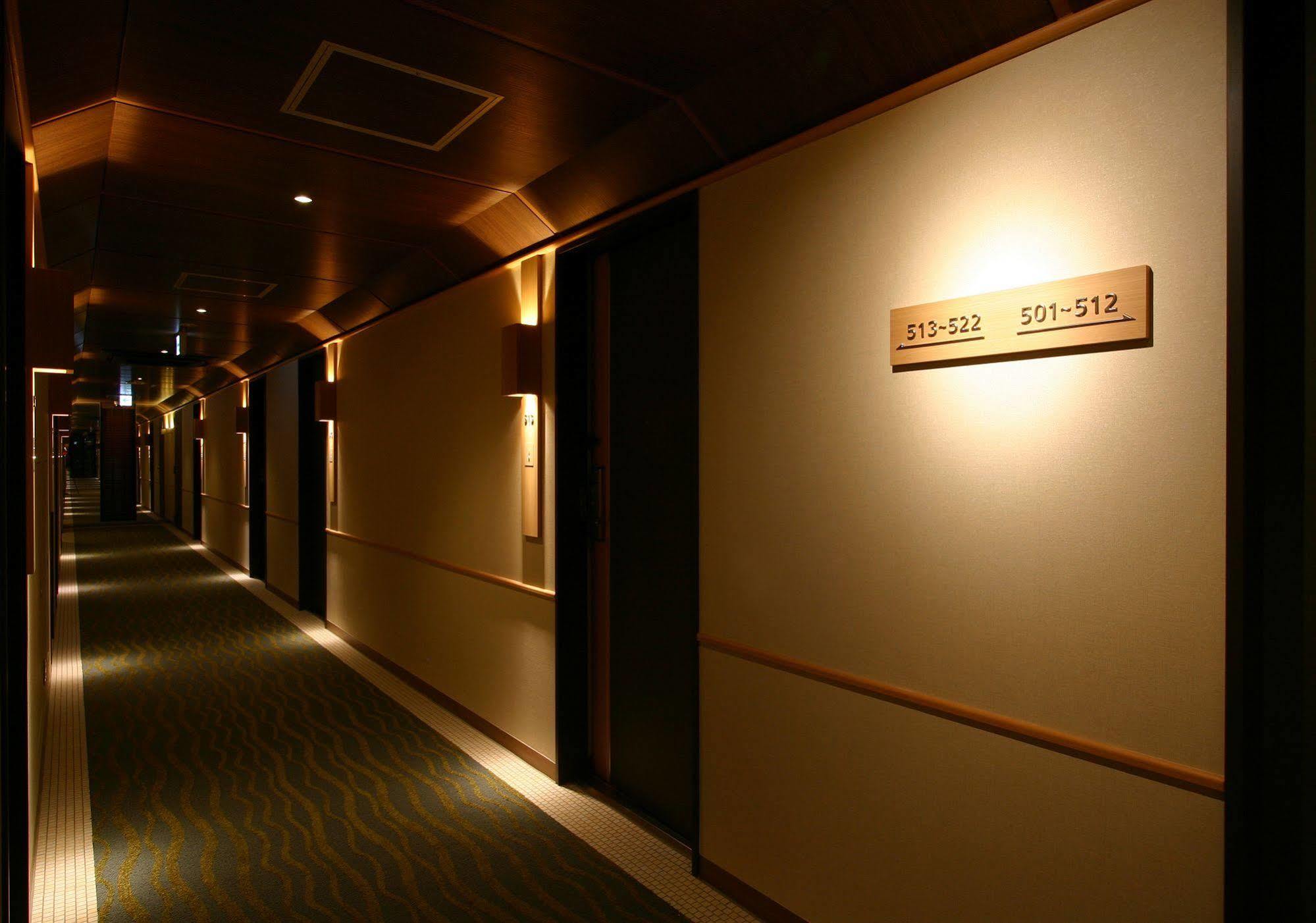 Hotel Coco Grand Takaszaki Kültér fotó